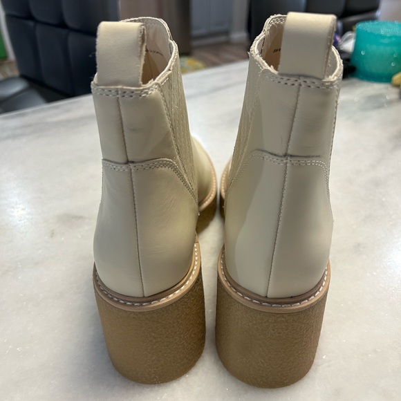 Dolce Vita Castor H2O Ivory Leather Boot 8 - Picture 3 of 9